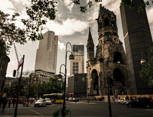 Memorial Kaiser Wilhelm em Berlim - Foto de Dennis Wolfram / Pexels