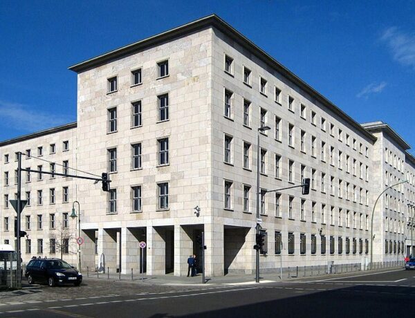 Ministério das Finanças - Foto de Jörg Zägel no WikimediaCommons