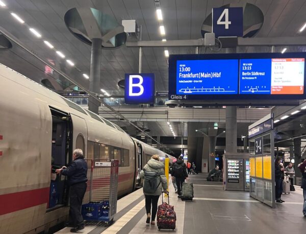 Hauptbahnhof: A Estação de Trem Berlim (HBF Berlin) - Foto de arquivo pessoal